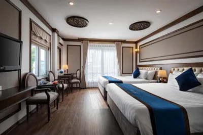 Chambre triple avec balcon — Alisa Hotel & Spa